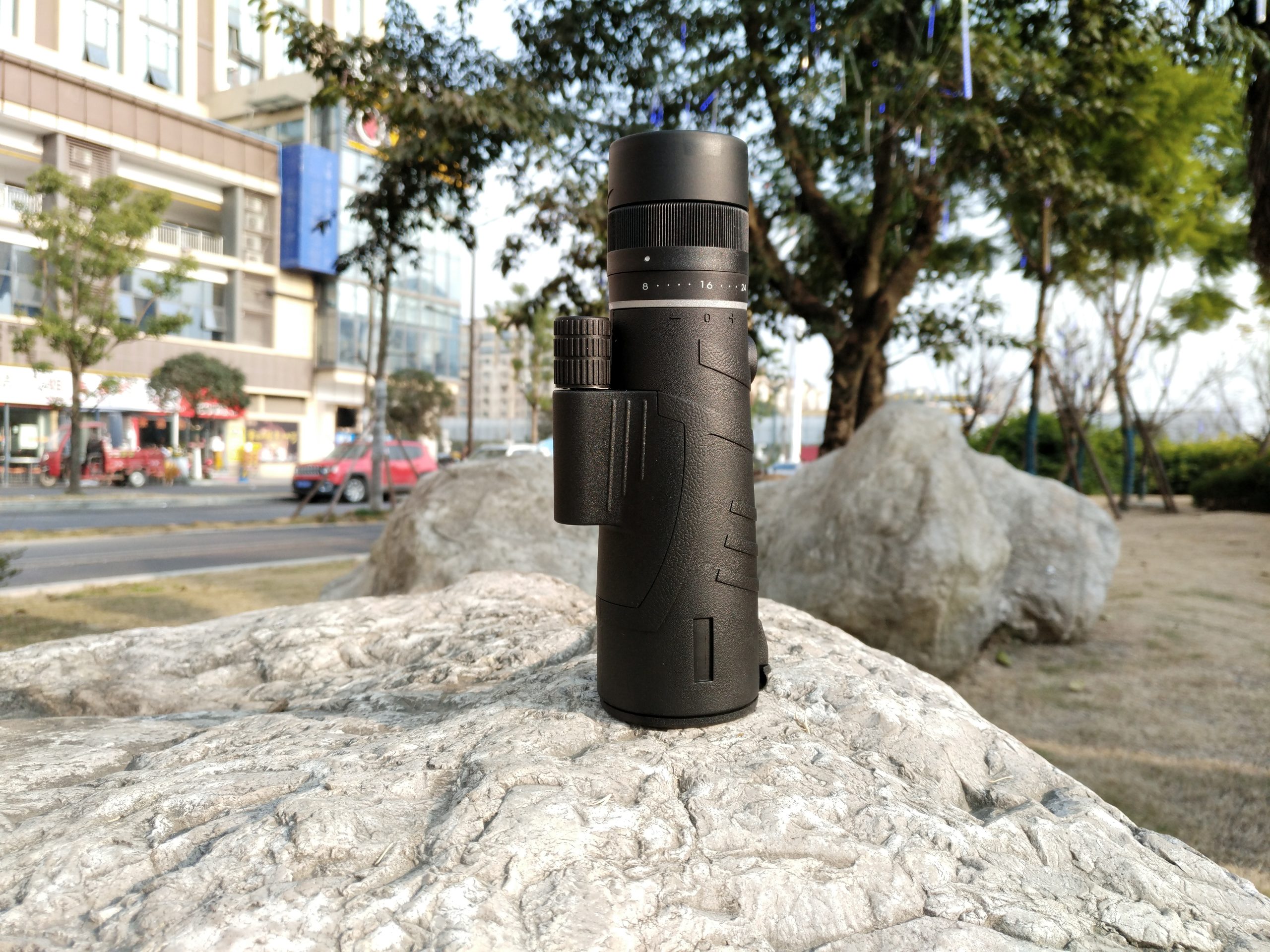 RZMT1 monocular