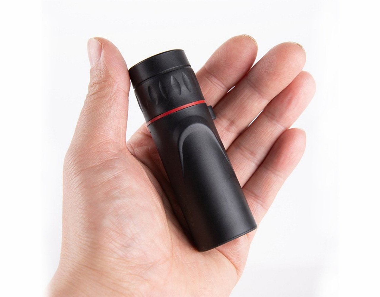 WM04 Monocular